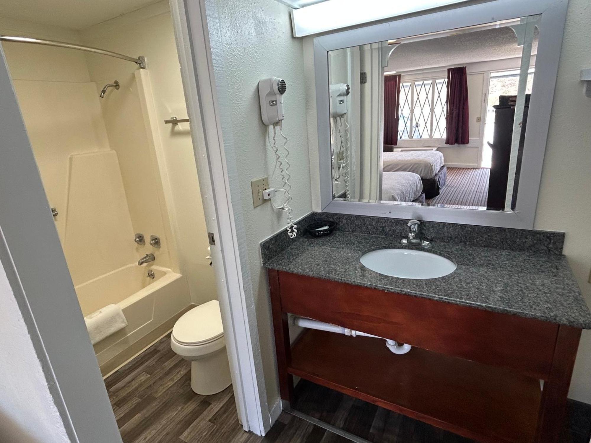 Knights Inn Сомерсет Экстерьер фото